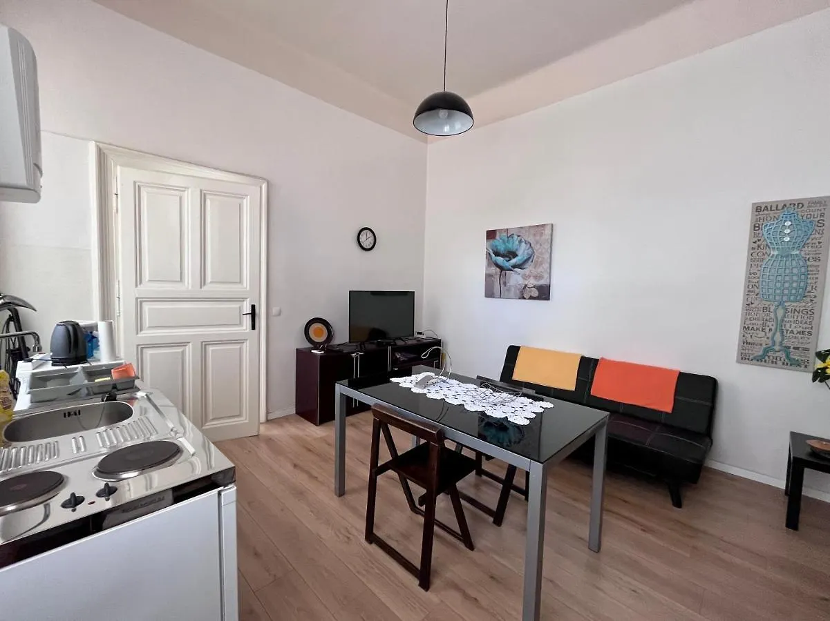 Apartment Platana Rijeka